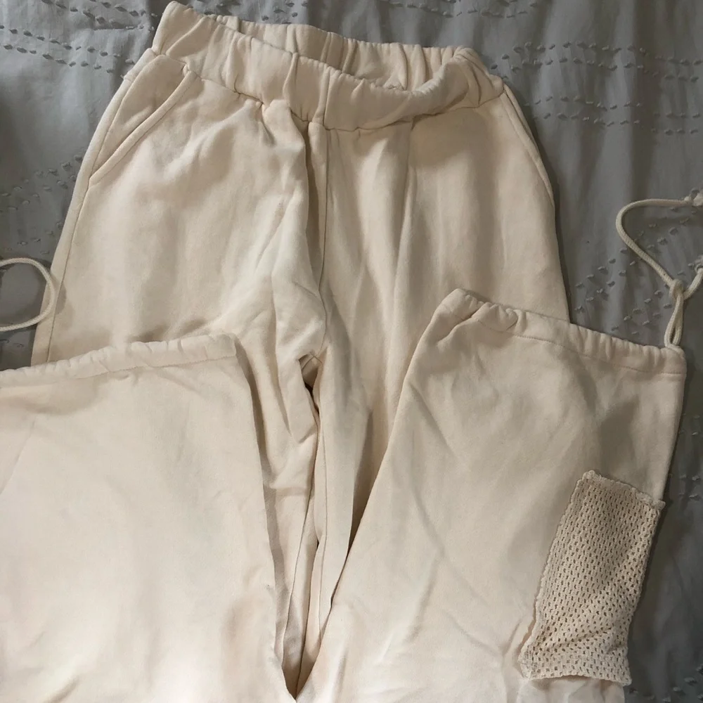 pretty cargo sweats - Picture 2 of 4